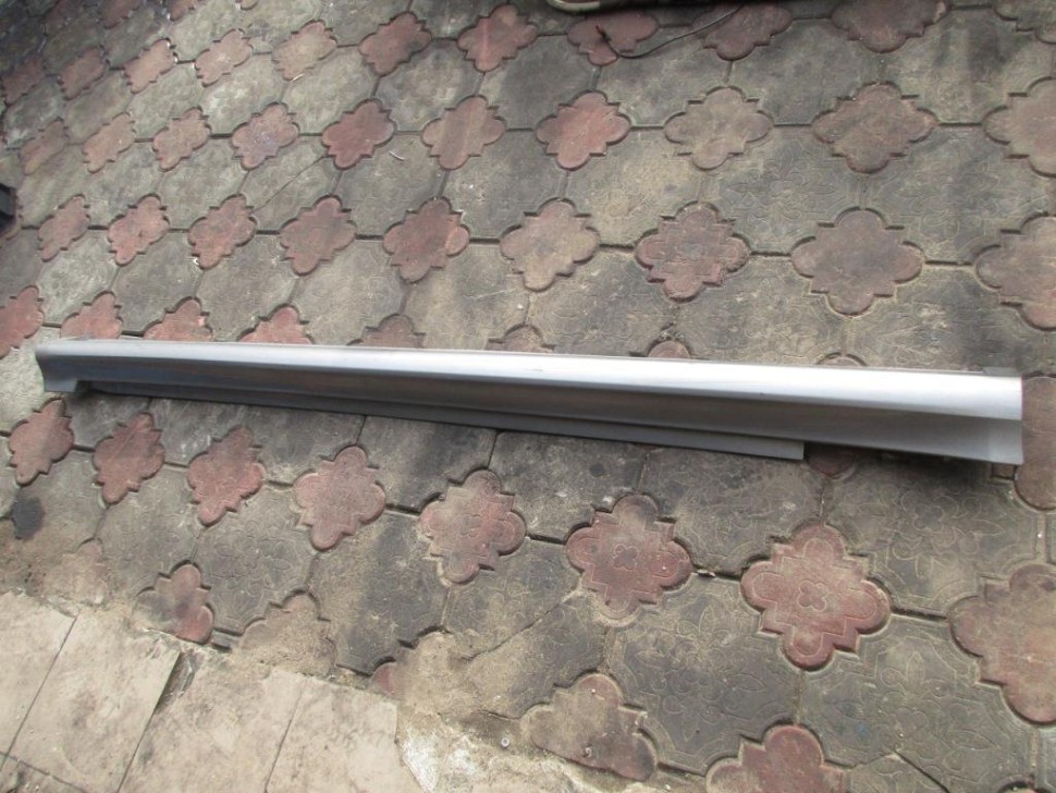 Порог пластиковый правый MERCEDES-BENZ B-класс W245 (2005 - 2009) фото 1 — Разборка Мерседес