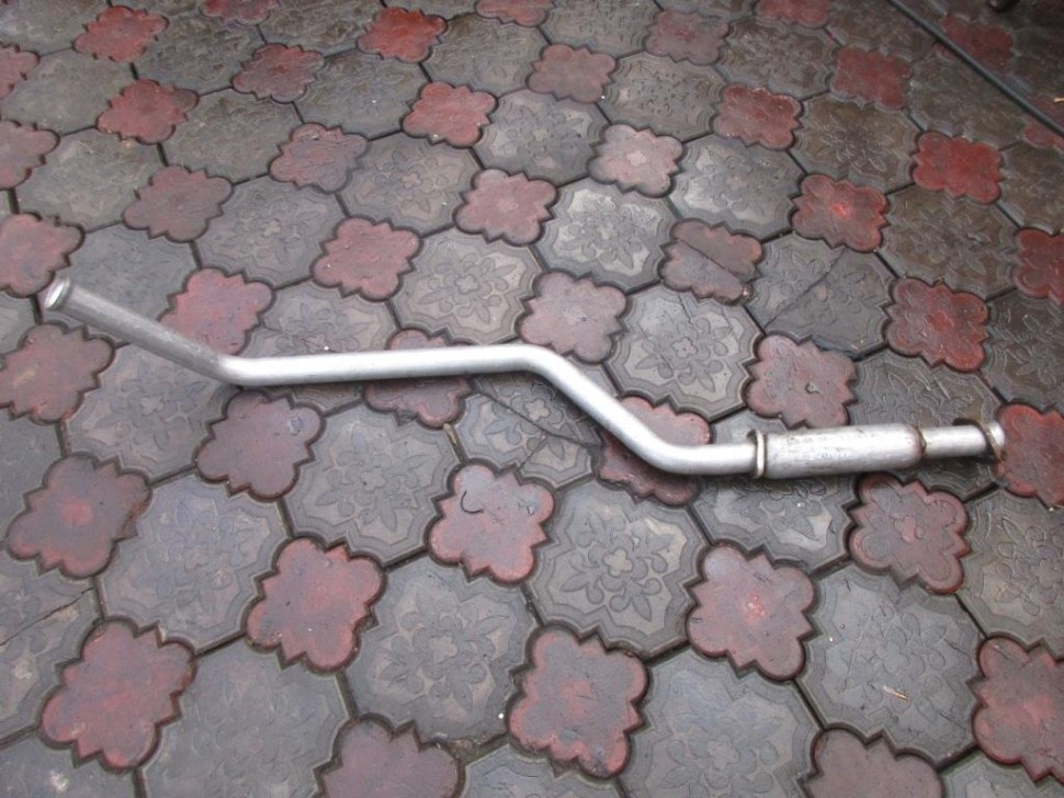 Катализатор MERCEDES-BENZ W124 W124/S124/C124/A124 (1984 - 1993) фото 1 — Разборка Мерседес