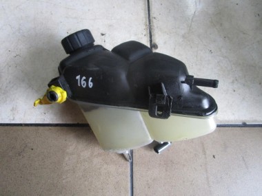 Бачок расширительный MERCEDES-BENZ A-класс W168 (1997 - 2001) — Разборка Мерседес