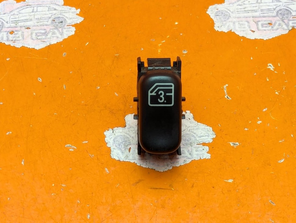 Кнопка стеклоподъемников MERCEDES-BENZ M-класс W163 (1997 - 2001) фото 1 &mdash; Разборка Мерседес