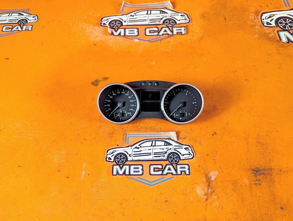 Щиток приборов MERCEDES-BENZ M-класс W164 рестайлинг (2008 - 2011) фото 1 &mdash; Разборка Мерседес