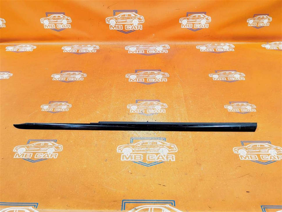 Молдинг заднего стекла MERCEDES-BENZ E-класс W213/S213/C238/A238 (2016 - 2021) фото 1 — Разборка Мерседес