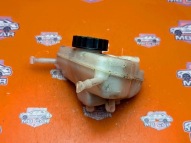 Бачок тормозной жидкости MERCEDES-BENZ GLC-класс X253 (2015 - 2019) — Разборка Мерседес