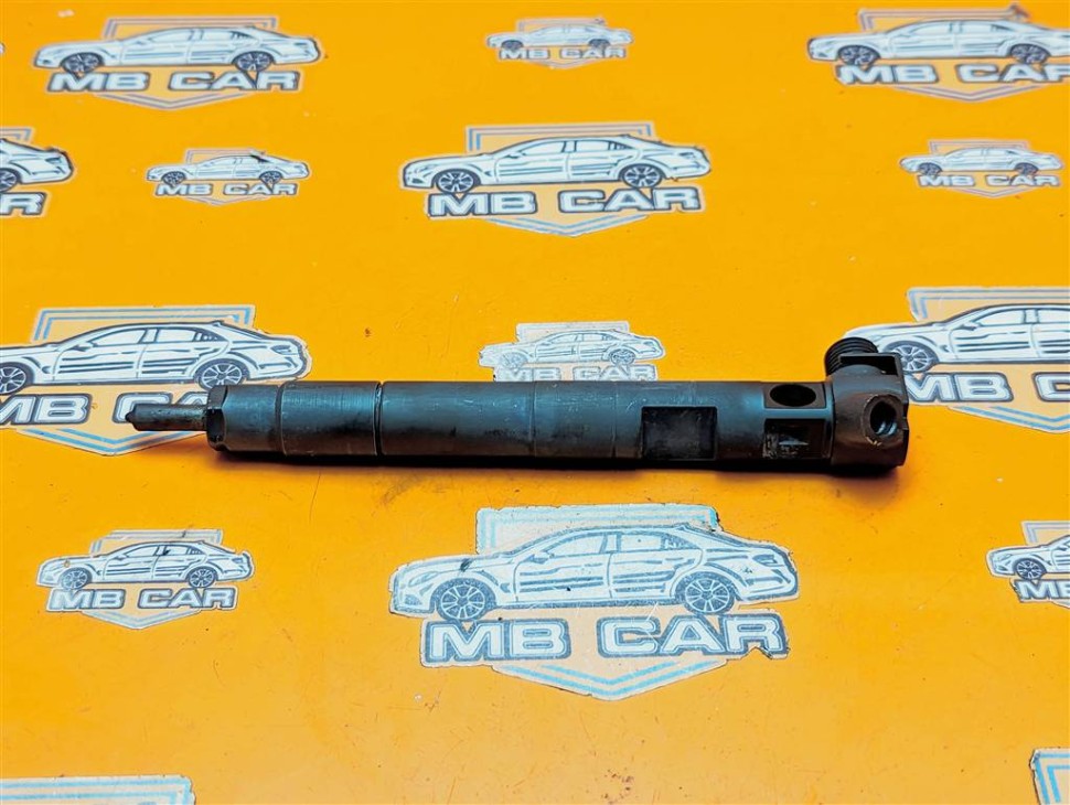 Форсунка ДИЗЕЛЬ MERCEDES-BENZ C-класс W204/S204 (2006 - 2011) фото 1 — Разборка Мерседес