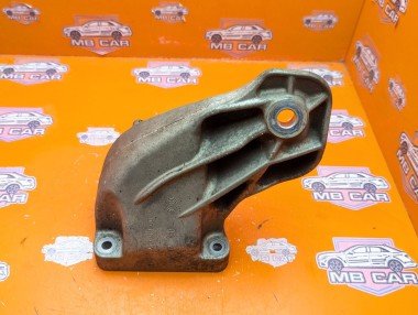 Кронштейн двигателя MERCEDES-BENZ X-класс I (2017 - 2020) &mdash; Разборка Мерседес