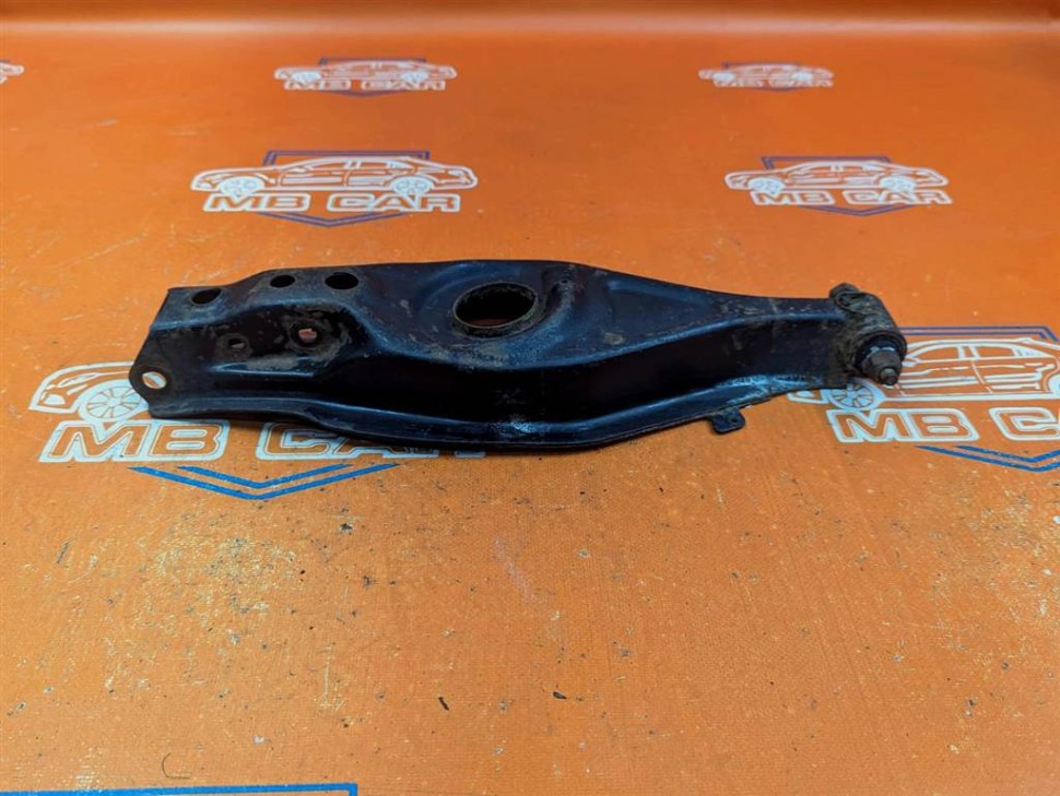 Рычаг задней стойки (лодка) MERCEDES-BENZ C-класс W203/S203/CL203 (2000 - 2004) фото 1 — Разборка Мерседес