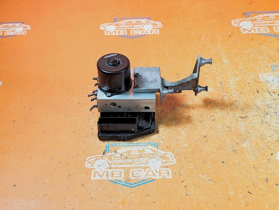 Блок ABS MERCEDES-BENZ C-класс W203/S203/CL203 (2000 - 2004) фото 1 — Разборка Мерседес