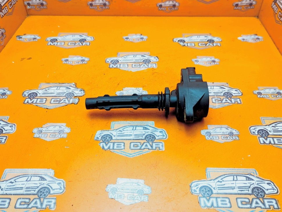 Катушка зажигания MERCEDES-BENZ C-класс W204/S204 (2006 - 2011) фото 1 &mdash; Разборка Мерседес