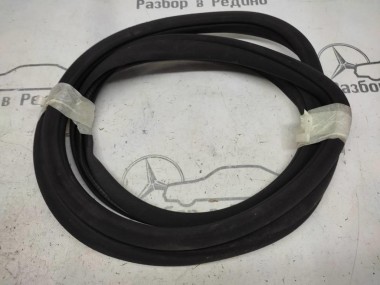 Уплотнитель дверного проема ( на кузове ) MERCEDES-BENZ E-класс W211/S211 (2002 - 2006) — Разборка Мерседес