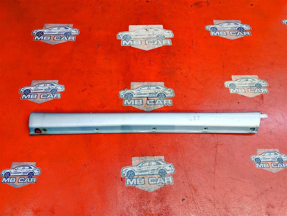 Порог пластиковый правый MERCEDES-BENZ M-класс W163 рестайлинг (2001 - 2005) фото 1 — Разборка Мерседес