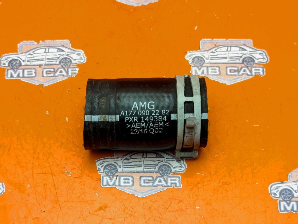 Патрубок ОЖ MERCEDES-BENZ C-класс AMG W205/S205/C205/A205 (2014 - 2018) фото 1 — Разборка Мерседес