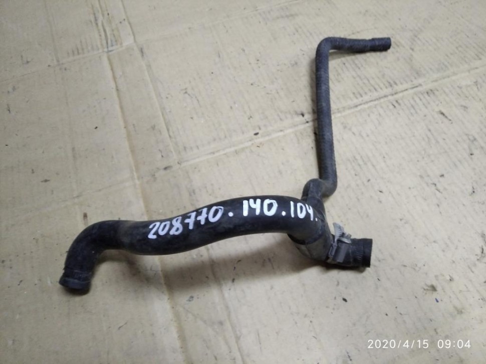 Патрубок ОЖ MERCEDES-BENZ S-класс W140 (1991 - 1998) фото 1 — Разборка Мерседес