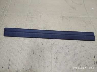 Накладка порога внутренняя MERCEDES-BENZ E-класс W212/S212/C207/A207 (2009 - 2013) — Разборка Мерседес