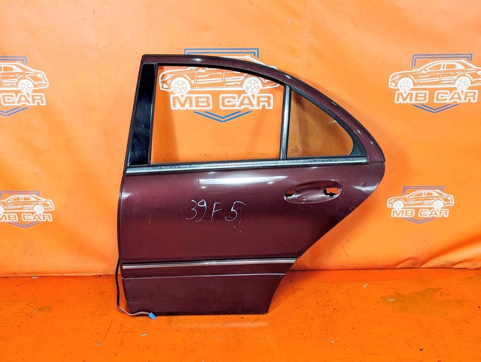 Дверь задняя левая MERCEDES-BENZ C-класс W203/S203/CL203 рестайлинг (2004 - 2008) фото 1 &mdash; Разборка Мерседес
