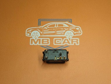 Кнопка стеклоподъемников MERCEDES-BENZ W124 W124/S124/C124/A124 (1984 - 1993) — Разборка Мерседес