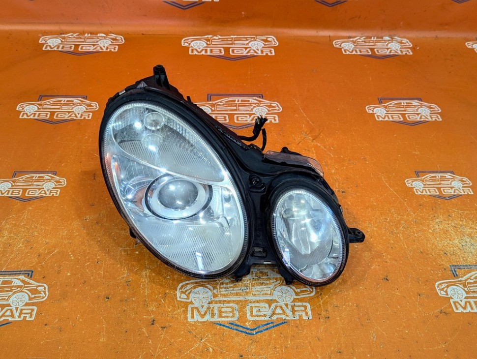 Фара правая MERCEDES-BENZ E-класс W211/S211 (2002 - 2006) фото 1 — Разборка Мерседес