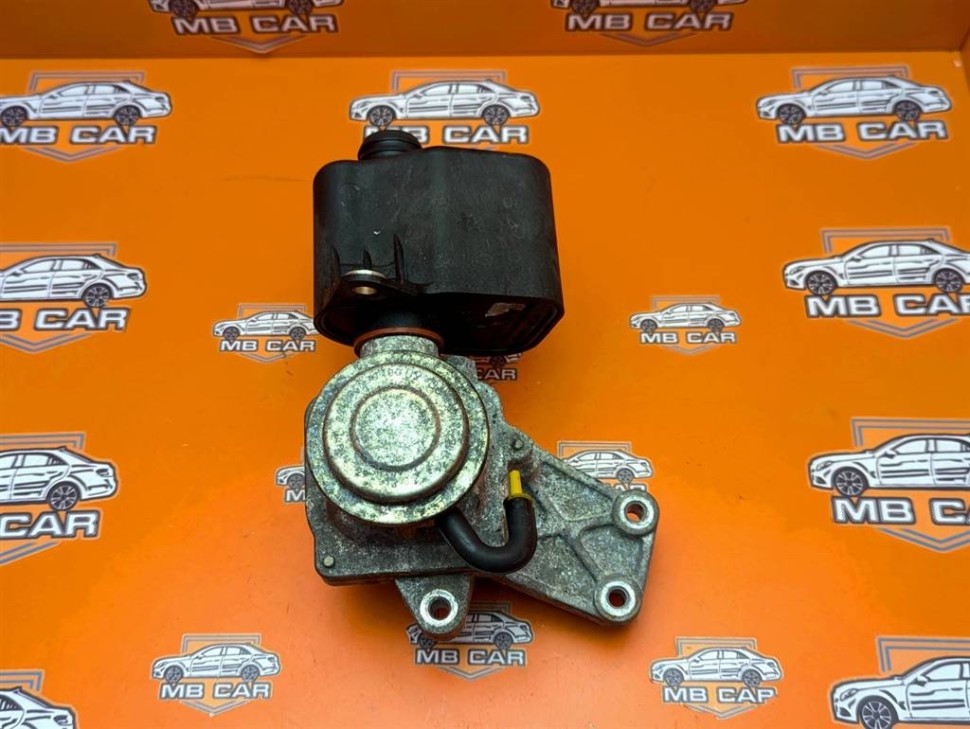 Клапан рециркуляции ОГ MERCEDES-BENZ C-класс W204/S204/С204 рестайлинг (2011 - 2015) фото 1 — Разборка Мерседес