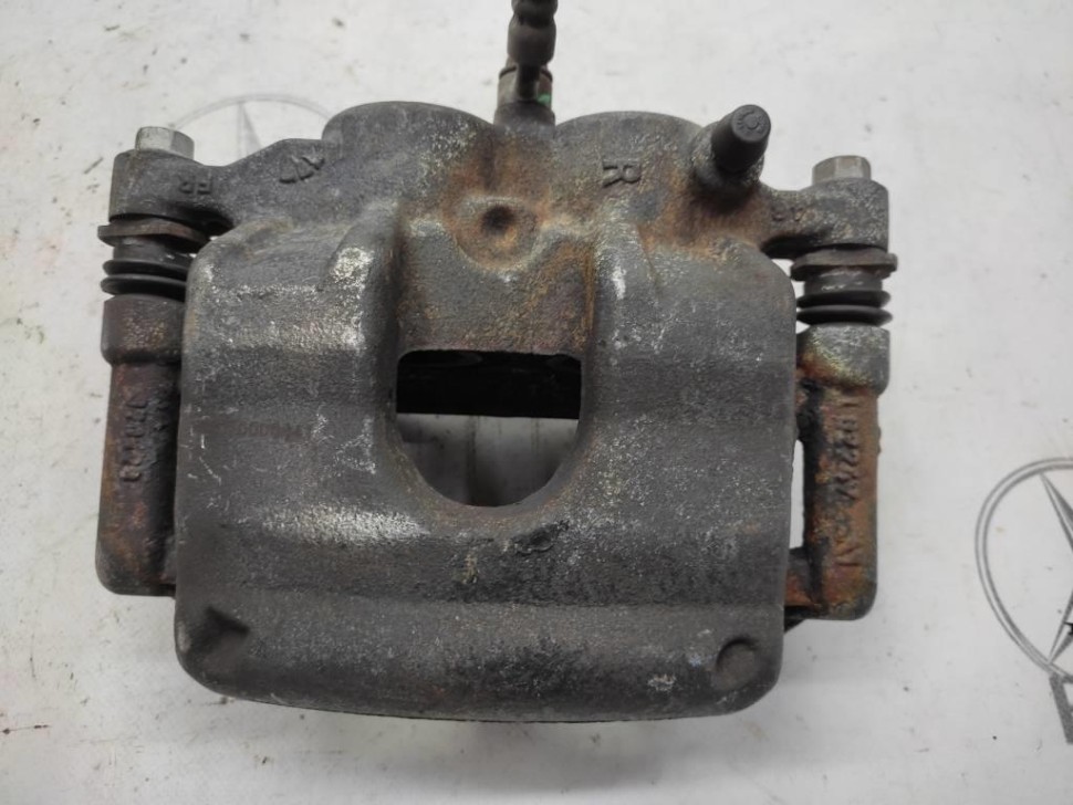 Суппорт передний правый MERCEDES-BENZ X-класс I (2017 - 2020) фото 1 — Разборка Мерседес