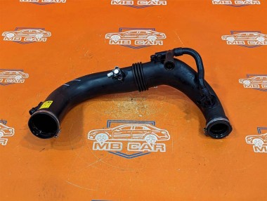 Патрубок воздушный MERCEDES-BENZ C-класс W204/S204 (2006 - 2011) — Разборка Мерседес