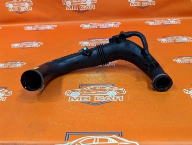 Патрубок воздушный MERCEDES-BENZ C-класс W204/S204 (2006 - 2011) — Разборка Мерседес