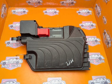 Крышка блока предохранителей MERCEDES-BENZ A-класс W176 (2012 - 2015) &mdash; Разборка Мерседес