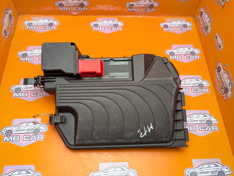 Крышка блока предохранителей MERCEDES-BENZ A-класс W176 (2012 - 2015) фото 1 &mdash; Разборка Мерседес