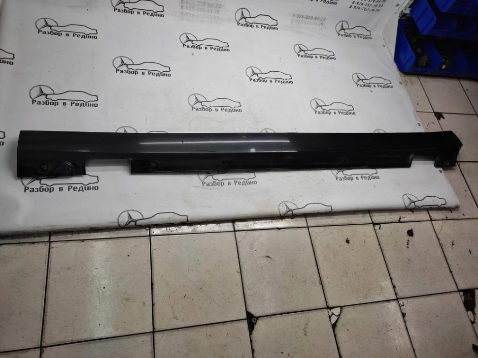 Порог пластиковый левый MERCEDES-BENZ E-класс W212/S212/C207/A207 (2009 - 2013) фото 1 — Разборка Мерседес