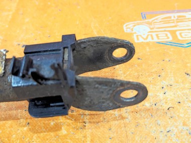 Стойка передняя MERCEDES-BENZ C-класс W205/S205/C205/A205 (2014 - 2018) — Разборка Мерседес