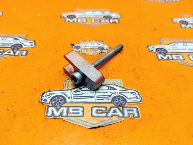 Кронштейн крепления форсунок MERCEDES-BENZ GLE-класс Coupe C292 (2015 - 2019) &mdash; Разборка Мерседес