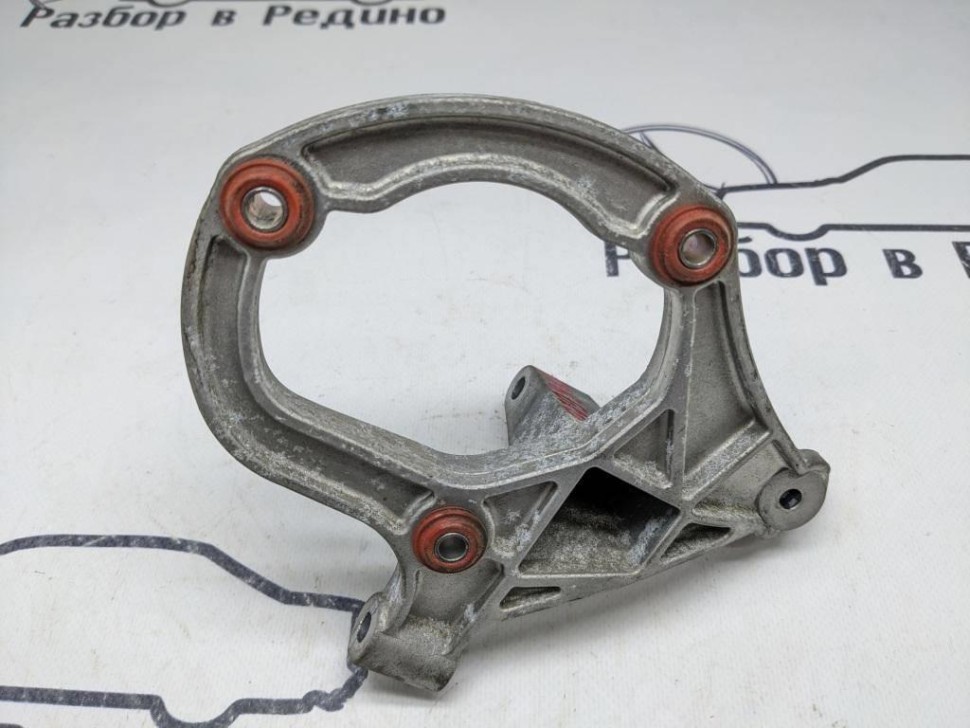 Кронштейн MERCEDES-BENZ C-класс W204/S204 (2006 - 2011) фото 1 — Разборка Мерседес