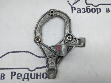 Кронштейн MERCEDES-BENZ C-класс W204/S204 (2006 - 2011) — Разборка Мерседес