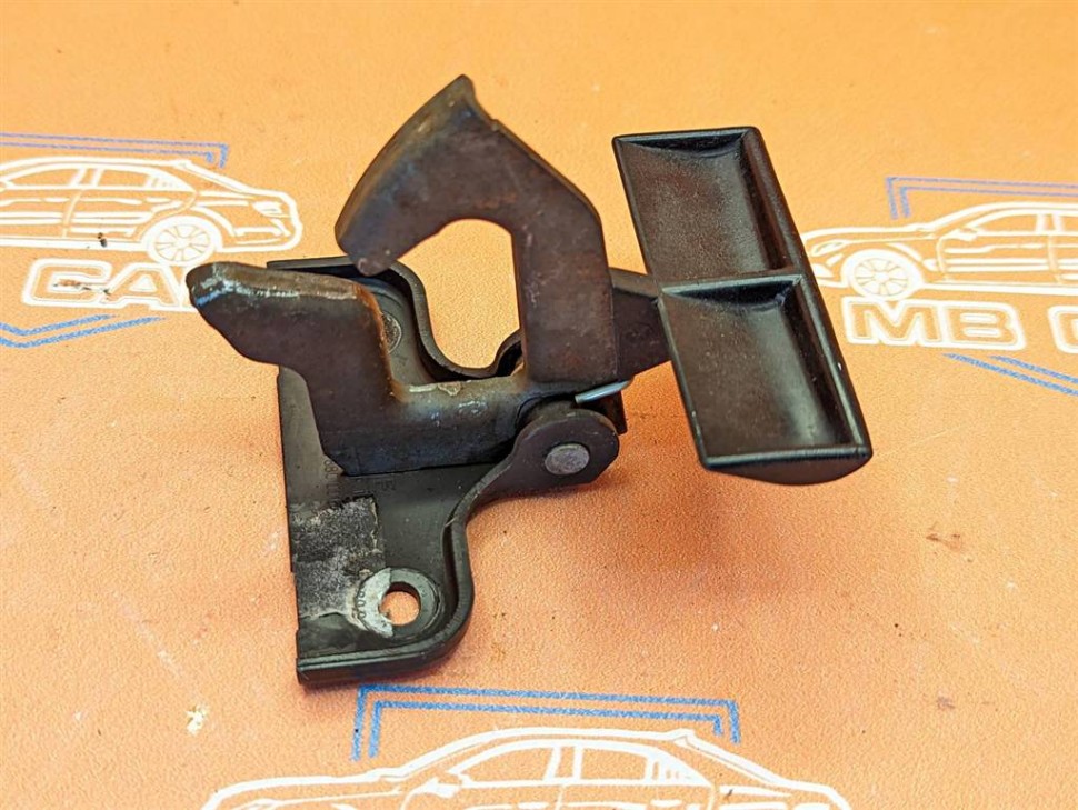 Замок капота MERCEDES-BENZ CLK-класс C209/W209 (2002 - 2005) фото 1 — Разборка Мерседес