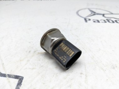 Датчик давления топлива MERCEDES-BENZ C-класс W204/S204/С204 рестайлинг (2011 - 2015) — Разборка Мерседес