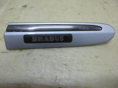 Молдинг крыла правый MERCEDES-BENZ CLK-класс C209/W209 (2002 - 2005) — Разборка Мерседес