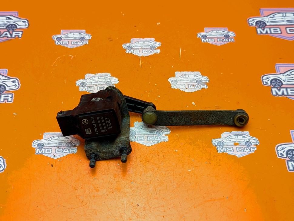 Датчик уровня пола MERCEDES-BENZ E-класс W211/S211 (2002 - 2006) фото 1 — Разборка Мерседес