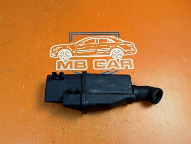 Резонатор воздушного фильтра MERCEDES-BENZ M-класс W163 (1997 - 2001) — Разборка Мерседес