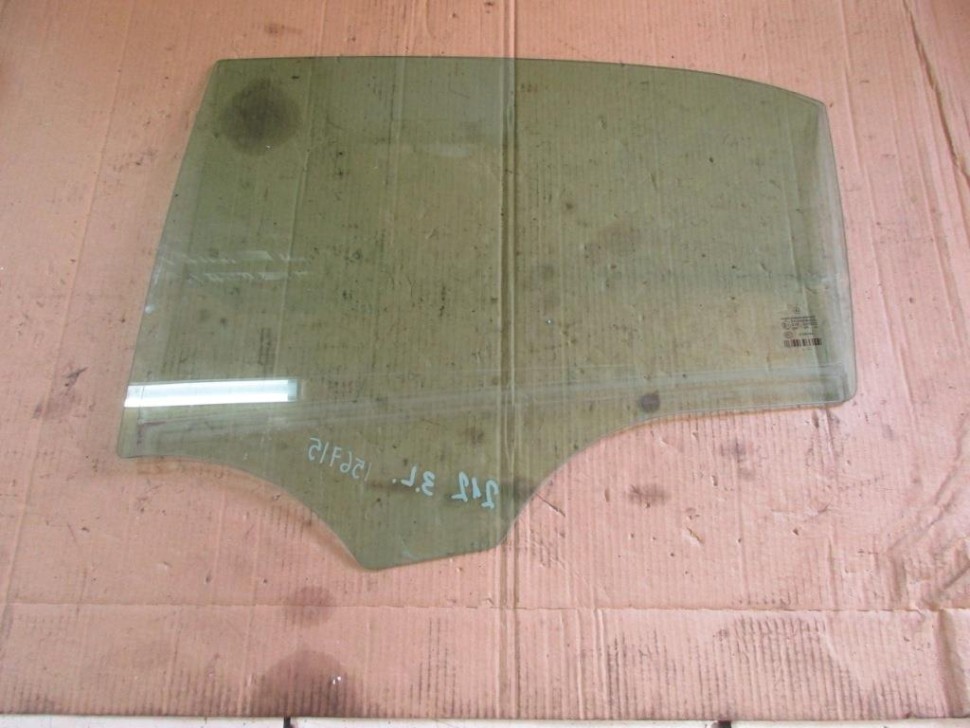 Стекло заднее левое MERCEDES-BENZ E-класс W212/S212/C207/A207 (2009 - 2013) фото 1 — Разборка Мерседес