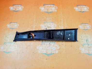 Накладка средней стойки MERCEDES-BENZ E-класс W210/S210 (1995 - 1999) — Разборка Мерседес