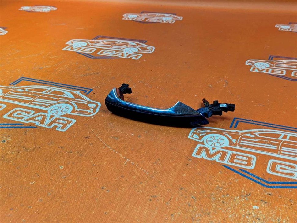 Ручка двери наружняя MERCEDES-BENZ SL-класс R231 рестайлинг (2016 - 2020) фото 1 — Разборка Мерседес