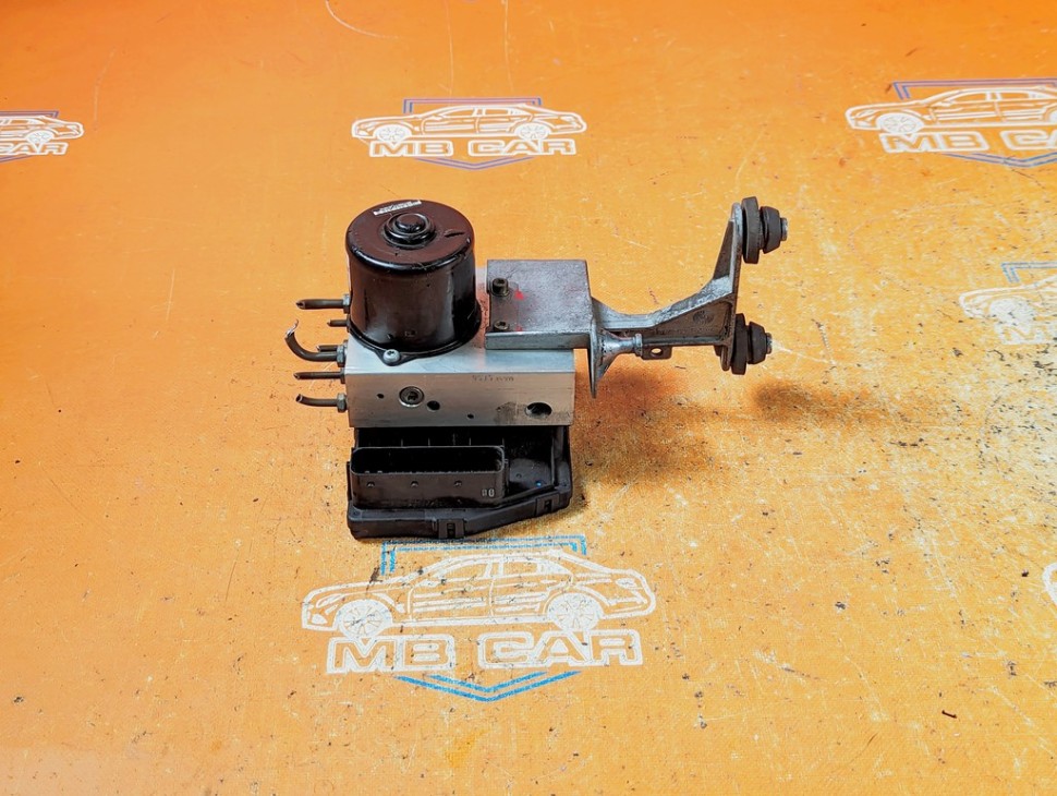 Блок ABS MERCEDES-BENZ C-класс W203/S203/CL203 (2000 - 2004) фото 1 — Разборка Мерседес