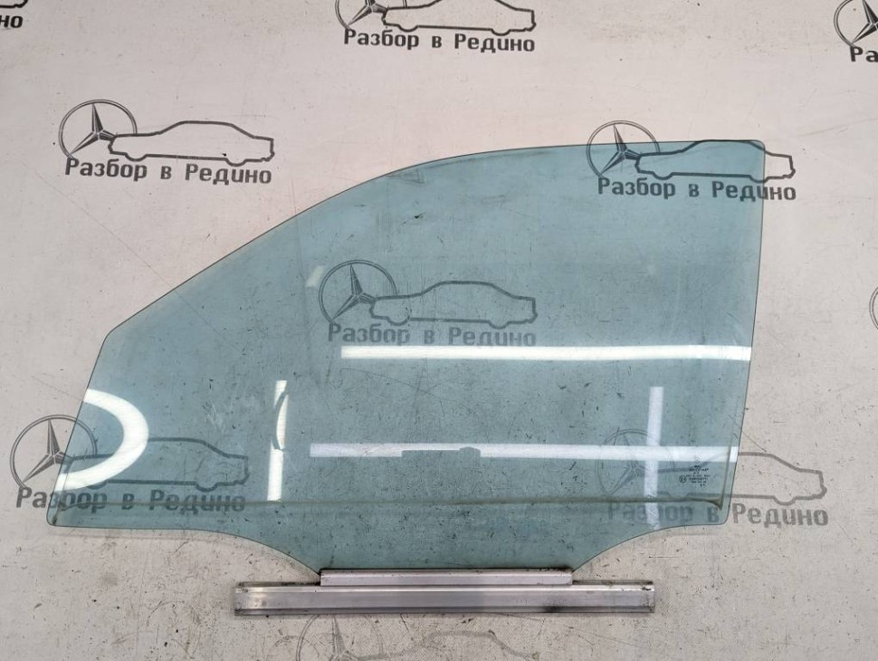Стекло переднее левое MERCEDES-BENZ E-класс W210/S210 (1995 - 1999) фото 1 — Разборка Мерседес