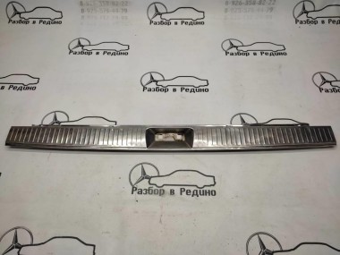 Накладка замка багажника MERCEDES-BENZ E-класс W210/S210 (1995 - 1999) — Разборка Мерседес