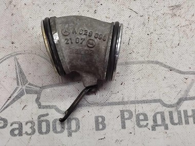 Патрубок интеркулера MERCEDES-BENZ E-класс W211/S211 рестайлинг (2006 - 2009) — Разборка Мерседес