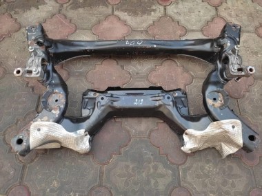 Подрамник передний MERCEDES-BENZ CLS-класс C219 (2004 - 2008) — Разборка Мерседес