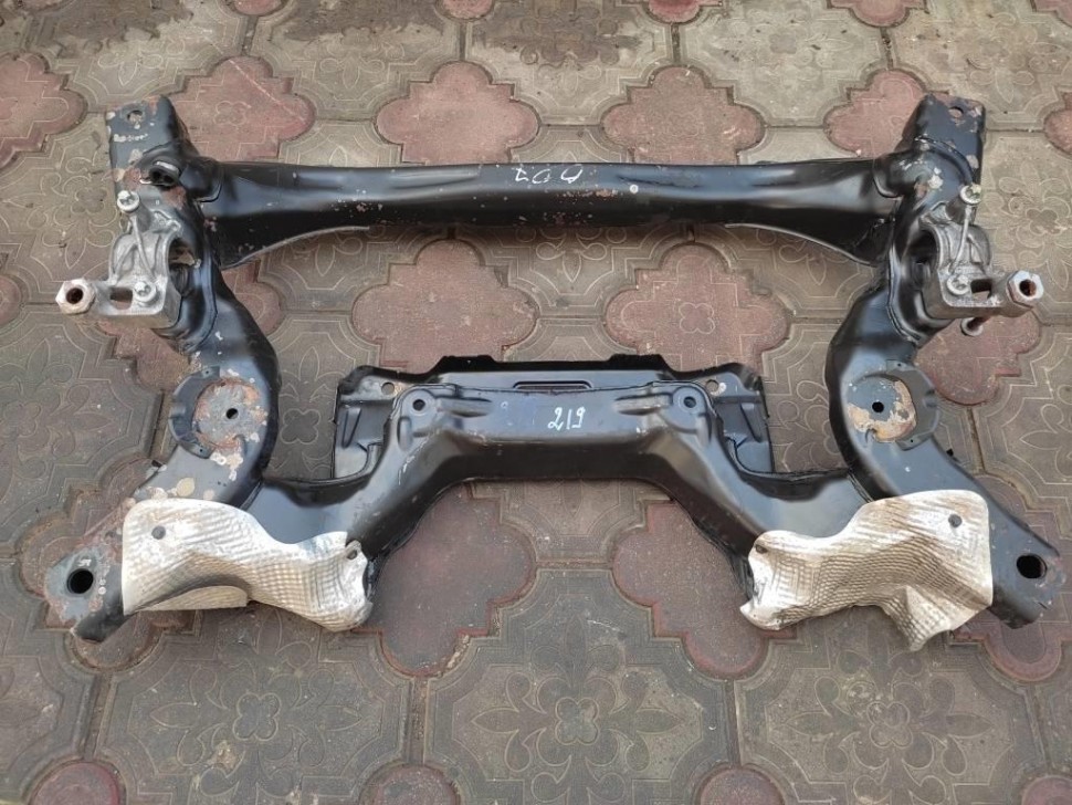 Подрамник передний MERCEDES-BENZ CLS-класс C219 (2004 - 2008) фото 1 — Разборка Мерседес