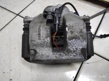 Суппорт передний правый MERCEDES-BENZ C-класс W204/S204/С204 рестайлинг (2011 - 2015) — Разборка Мерседес