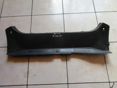 Накладка замка багажника MERCEDES-BENZ C-класс W203/S203/CL203 (2000 - 2004) — Разборка Мерседес