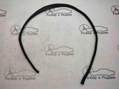 Уплотнитель моторного отсека MERCEDES-BENZ CLS-класс C219 (2004 - 2008) — Разборка Мерседес