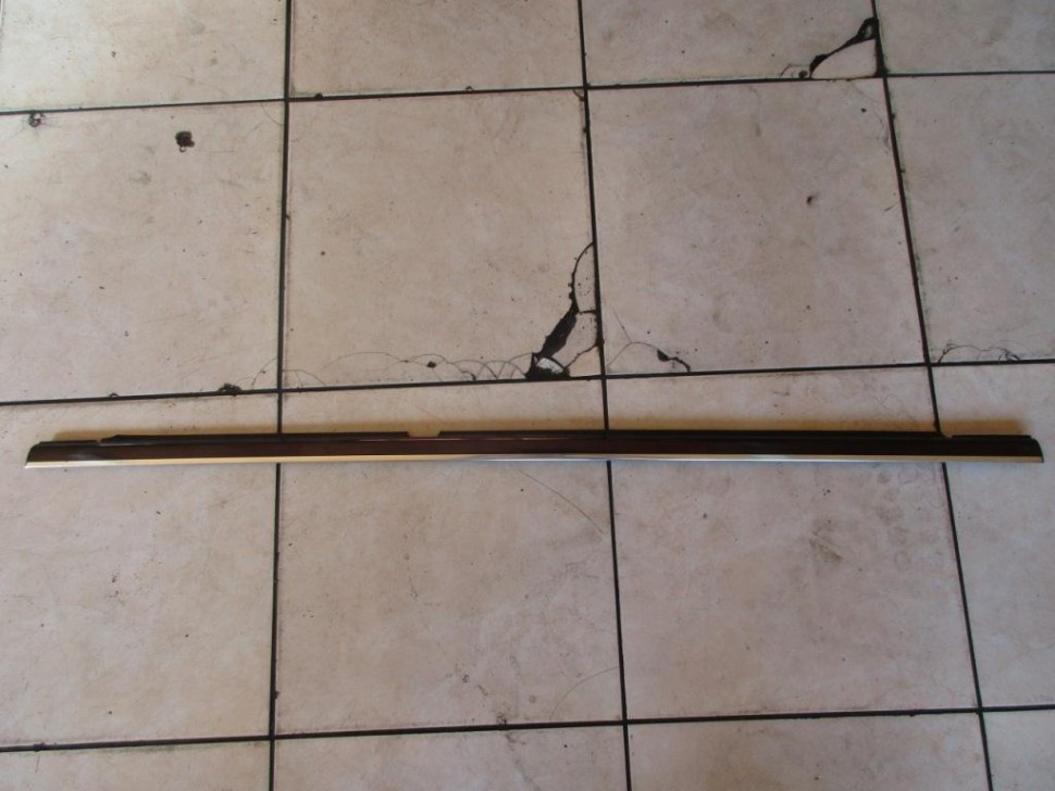 Молдинг стекла двери MERCEDES-BENZ C-класс W203/S203/CL203 рестайлинг (2004 - 2008) фото 1 — Разборка Мерседес