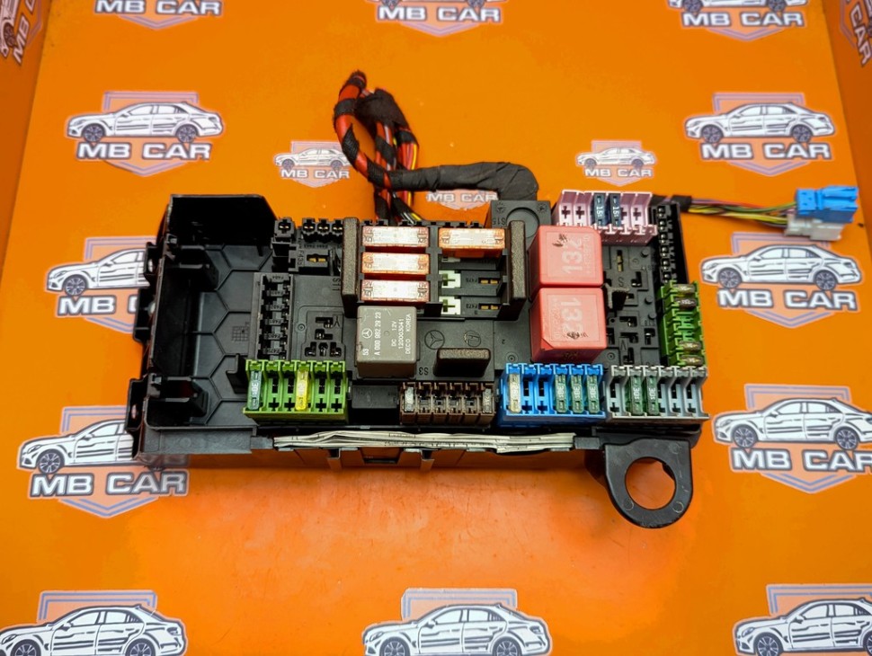 Блок предохранителей MERCEDES-BENZ E-класс W213/S213/C238/A238 (2016 - 2021) фото 1 — Разборка Мерседес